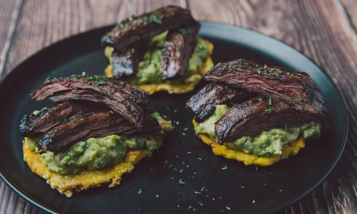Montaditos Con Churrasco (NEW)