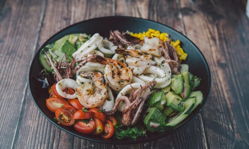 Ensalada de Calamares y Camarones al Vapor
