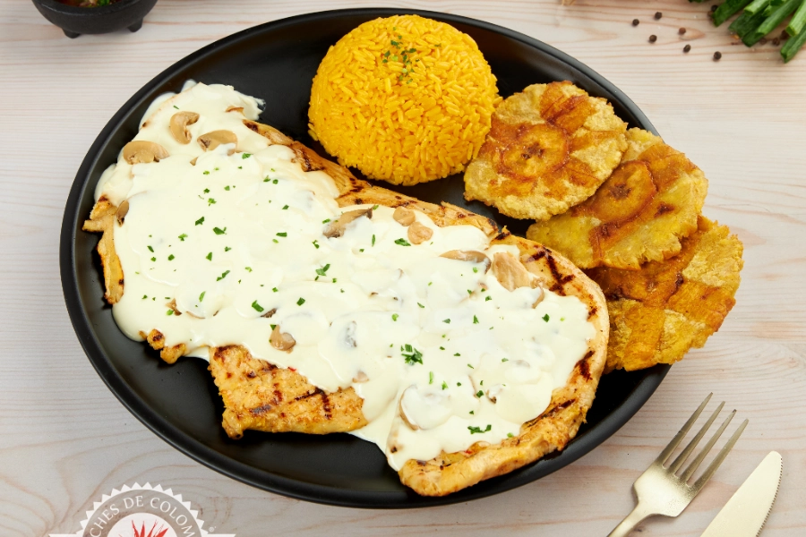Pechuga A La Colombiana