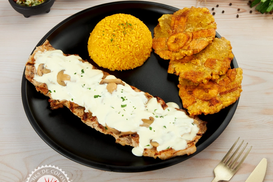 Lomo a la Colombiana 